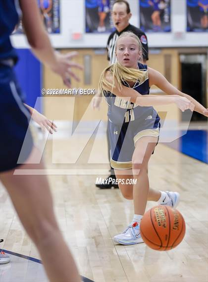 Thumbnail 2 in Republic vs Helias (The 48 Hours of Basketball) photogallery.