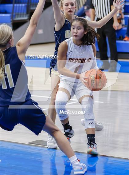 Thumbnail 1 in Republic vs Helias (The 48 Hours of Basketball) photogallery.