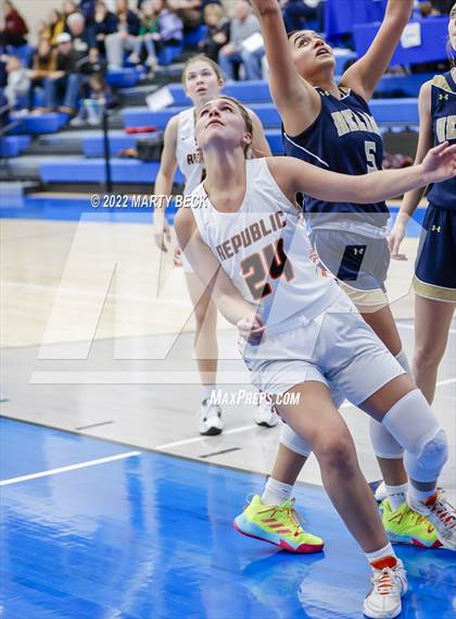 Thumbnail 1 in Republic vs Helias (The 48 Hours of Basketball) photogallery.