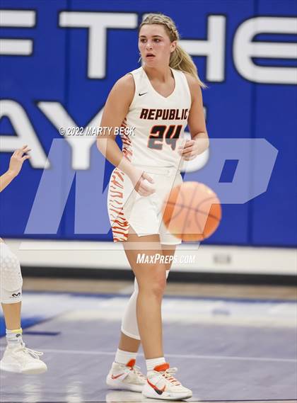 Thumbnail 1 in Republic vs Helias (The 48 Hours of Basketball) photogallery.