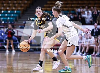 Thumbnail 2 in Green Mountain @ Roosevelt (CHSSA 5A Great 8) photogallery.