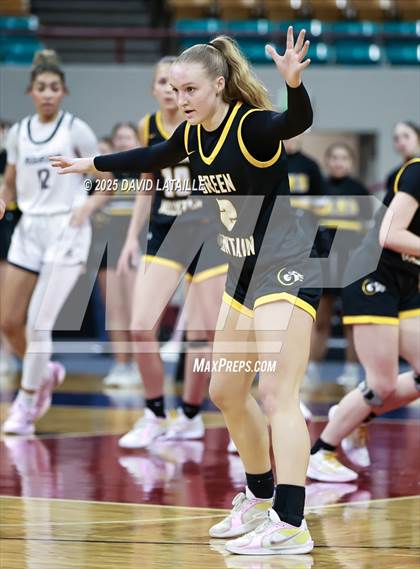 Thumbnail 1 in Green Mountain @ Roosevelt (CHSSA 5A Great 8) photogallery.