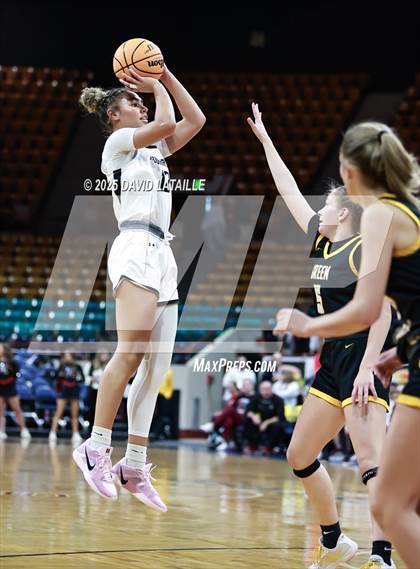 Thumbnail 1 in Green Mountain @ Roosevelt (CHSSA 5A Great 8) photogallery.