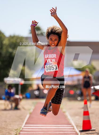 Thumbnail 3 in NIAA 4A and 5A Southern Regionals (Field events) photogallery.
