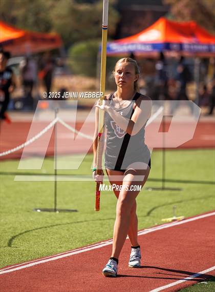 Thumbnail 3 in NIAA 4A and 5A Southern Regionals (Field events) photogallery.