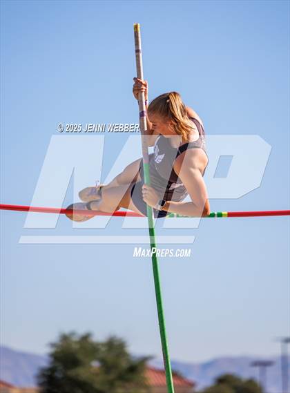 Thumbnail 1 in NIAA 4A and 5A Southern Regionals (Field events) photogallery.