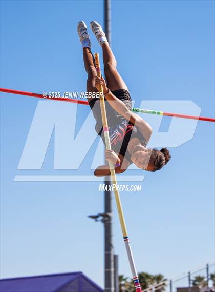 Thumbnail 1 in NIAA 4A and 5A Southern Regionals (Field events) photogallery.