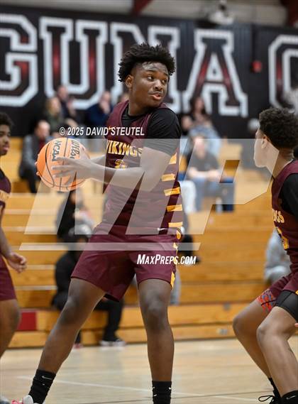 Thumbnail 2 in Edison vs. Rio Americano (916 vs. 209 Challenge) photogallery.