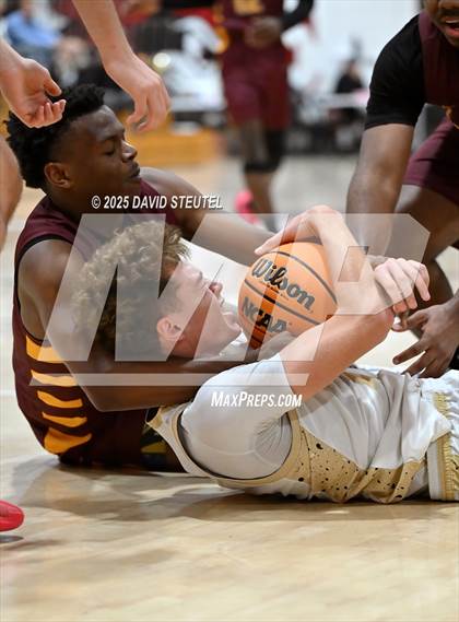 Thumbnail 2 in Edison vs. Rio Americano (916 vs. 209 Challenge) photogallery.