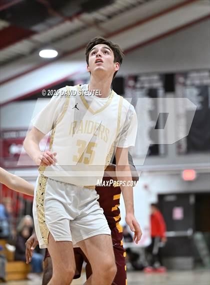 Thumbnail 2 in Edison vs. Rio Americano (916 vs. 209 Challenge) photogallery.