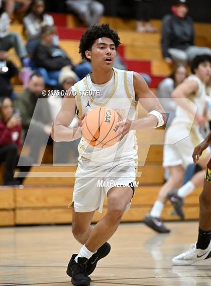 Thumbnail 2 in Edison vs. Rio Americano (916 vs. 209 Challenge) photogallery.