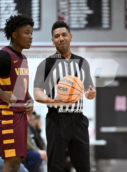 Thumbnail 2 in Edison vs. Rio Americano (916 vs. 209 Challenge) photogallery.