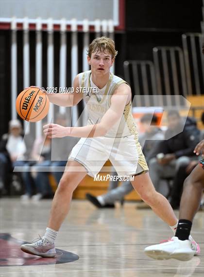 Thumbnail 2 in Edison vs. Rio Americano (916 vs. 209 Challenge) photogallery.