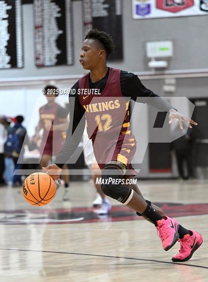 Thumbnail 3 in Edison vs. Rio Americano (916 vs. 209 Challenge) photogallery.