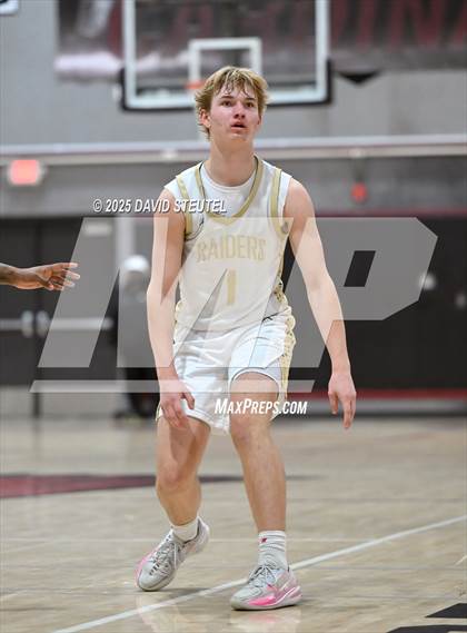 Thumbnail 1 in Edison vs. Rio Americano (916 vs. 209 Challenge) photogallery.