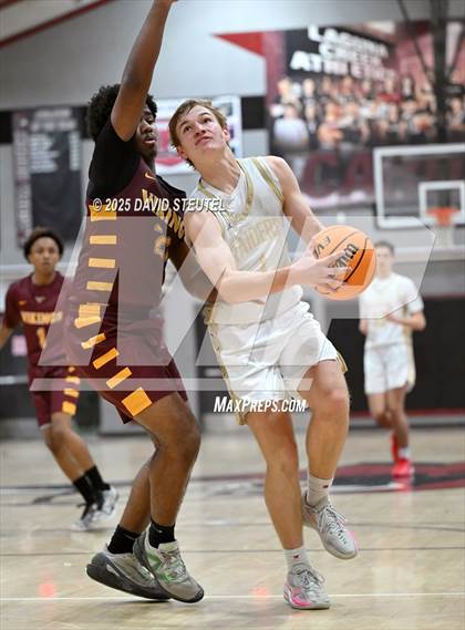 Thumbnail 3 in Edison vs. Rio Americano (916 vs. 209 Challenge) photogallery.