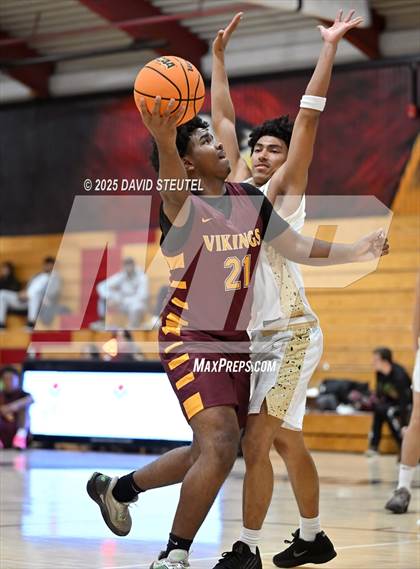 Thumbnail 2 in Edison vs. Rio Americano (916 vs. 209 Challenge) photogallery.