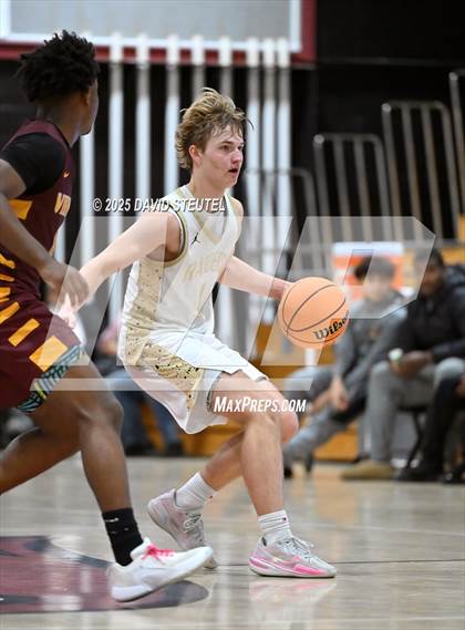 Thumbnail 1 in Edison vs. Rio Americano (916 vs. 209 Challenge) photogallery.