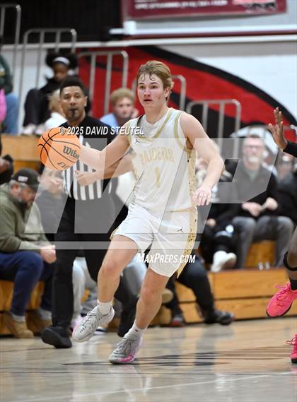 Thumbnail 1 in Edison vs. Rio Americano (916 vs. 209 Challenge) photogallery.