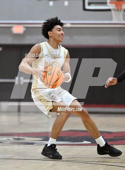 Thumbnail 3 in Edison vs. Rio Americano (916 vs. 209 Challenge) photogallery.