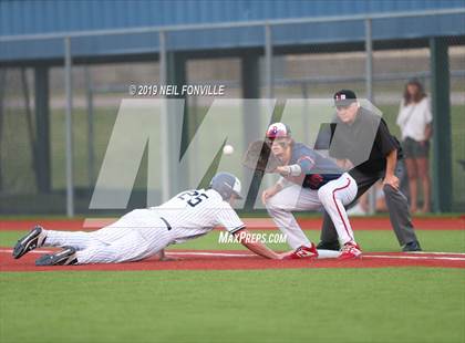 Thumbnail 3 in Allen vs. Boyd (UIL 6A Regional Quarterfinal) photogallery.