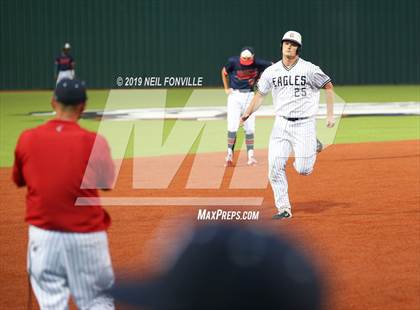 Thumbnail 2 in Allen vs. Boyd (UIL 6A Regional Quarterfinal) photogallery.