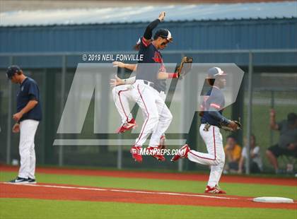 Thumbnail 2 in Allen vs. Boyd (UIL 6A Regional Quarterfinal) photogallery.