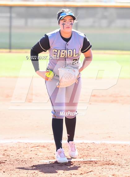 Thumbnail 2 in Canyon View vs.Cibola (Dave Kops Tournament of Champions) photogallery.