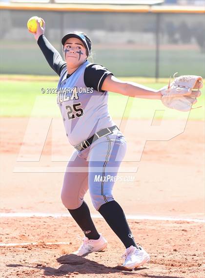 Thumbnail 1 in Canyon View vs.Cibola (Dave Kops Tournament of Champions) photogallery.