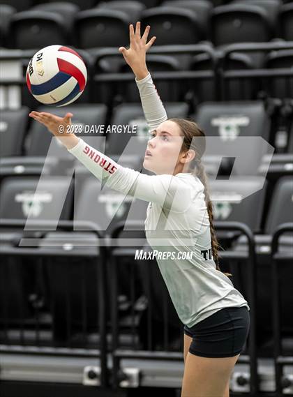 Thumbnail 1 in Mountain View vs. Hurricane (UHSAA 4A Tournament) photogallery.