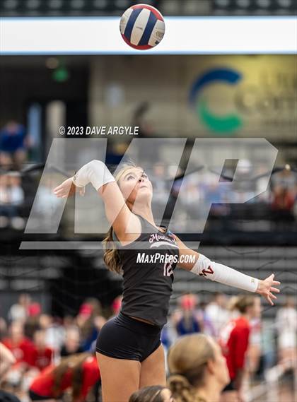 Thumbnail 2 in Mountain View vs. Hurricane (UHSAA 4A Tournament) photogallery.