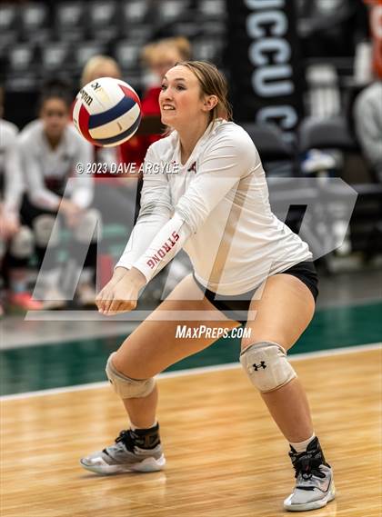 Thumbnail 2 in Mountain View vs. Hurricane (UHSAA 4A Tournament) photogallery.