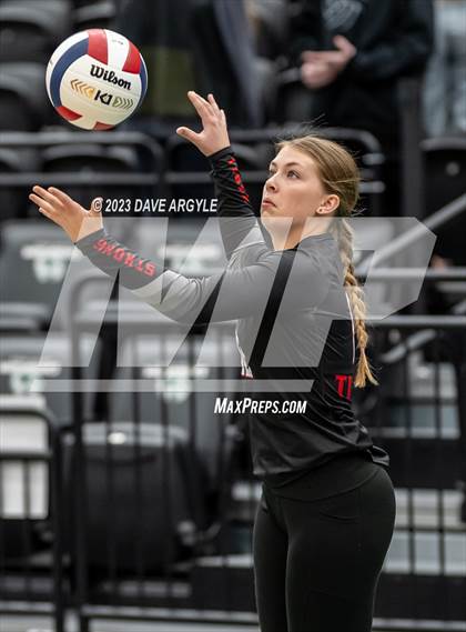Thumbnail 3 in Mountain View vs. Hurricane (UHSAA 4A Tournament) photogallery.