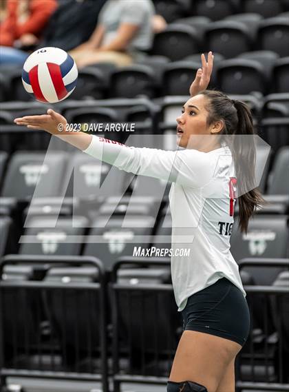 Thumbnail 1 in Mountain View vs. Hurricane (UHSAA 4A Tournament) photogallery.