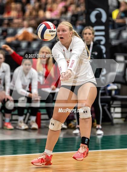 Thumbnail 2 in Mountain View vs. Hurricane (UHSAA 4A Tournament) photogallery.