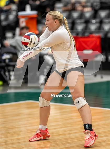 Thumbnail 1 in Mountain View vs. Hurricane (UHSAA 4A Tournament) photogallery.