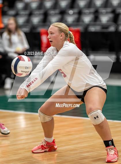 Thumbnail 1 in Mountain View vs. Hurricane (UHSAA 4A Tournament) photogallery.
