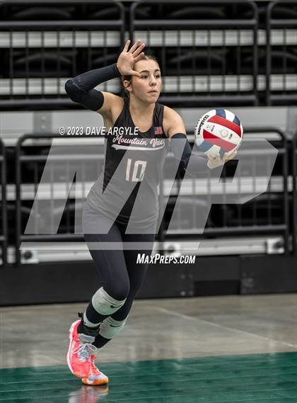 Thumbnail 1 in Mountain View vs. Hurricane (UHSAA 4A Tournament) photogallery.