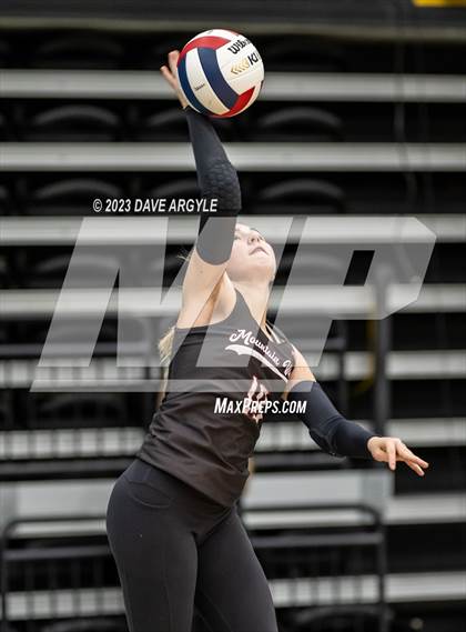 Thumbnail 1 in Mountain View vs. Hurricane (UHSAA 4A Tournament) photogallery.