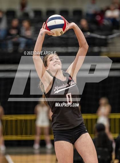 Thumbnail 1 in Mountain View vs. Hurricane (UHSAA 4A Tournament) photogallery.
