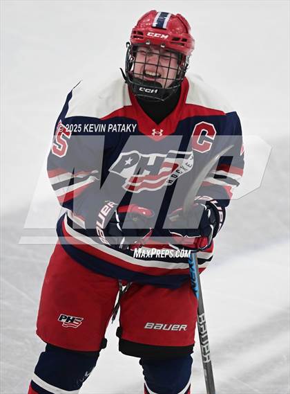 Thumbnail 1 in Portsmouth vs. East Greenwich (RIIL D2 Final) photogallery.