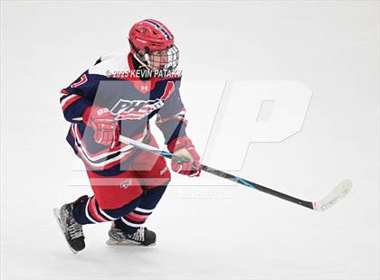 Thumbnail 2 in Portsmouth vs. East Greenwich (RIIL D2 Final) photogallery.
