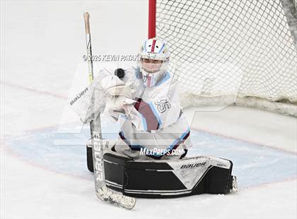 Thumbnail 1 in Portsmouth vs. East Greenwich (RIIL D2 Final) photogallery.