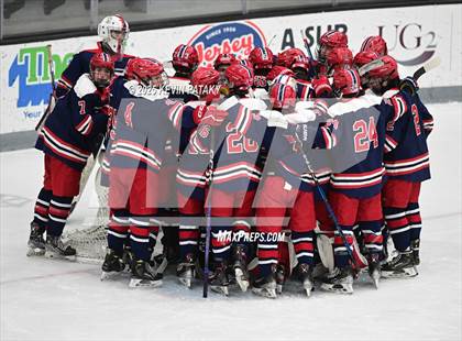 Thumbnail 1 in Portsmouth vs. East Greenwich (RIIL D2 Final) photogallery.