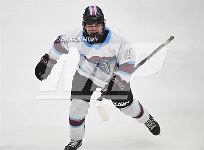 Thumbnail 2 in Portsmouth vs. East Greenwich (RIIL D2 Final) photogallery.