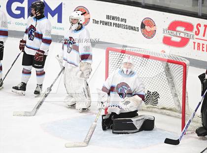 Thumbnail 3 in Portsmouth vs. East Greenwich (RIIL D2 Final) photogallery.