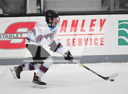 Thumbnail 2 in Portsmouth vs. East Greenwich (RIIL D2 Final) photogallery.