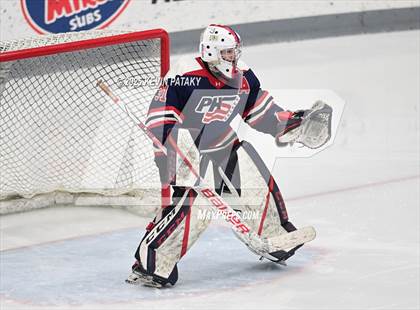 Thumbnail 2 in Portsmouth vs. East Greenwich (RIIL D2 Final) photogallery.
