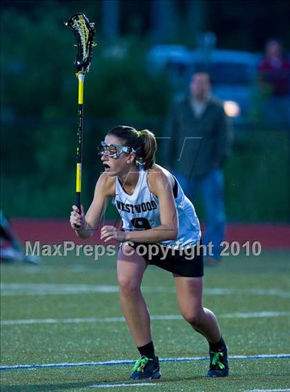 Thumbnail 3 in Wellesley vs Westwood (MIAA Division 1 South Final) photogallery.