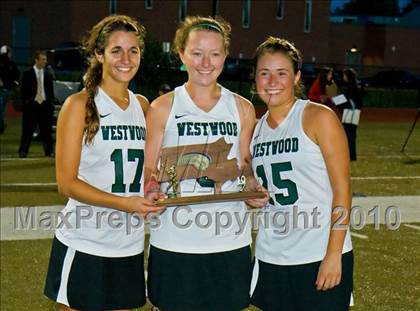 Thumbnail 3 in Wellesley vs Westwood (MIAA Division 1 South Final) photogallery.